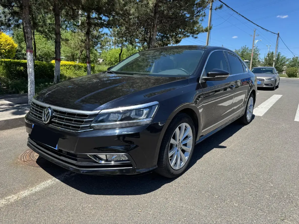2017 Volkswagen Passat 1.8T 180HP L4 7DCT