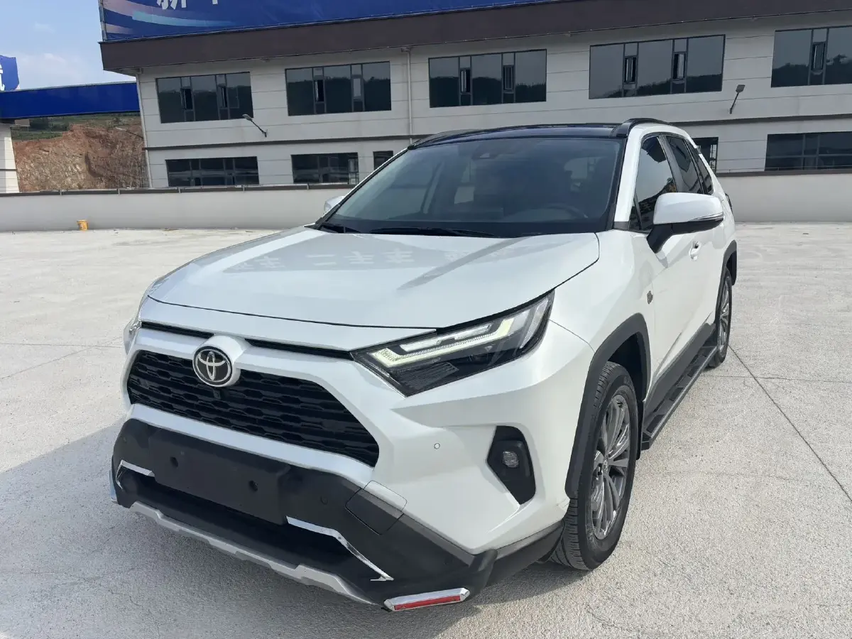 2023 Toyota RAV4 2.0L 171HP L4 CVT