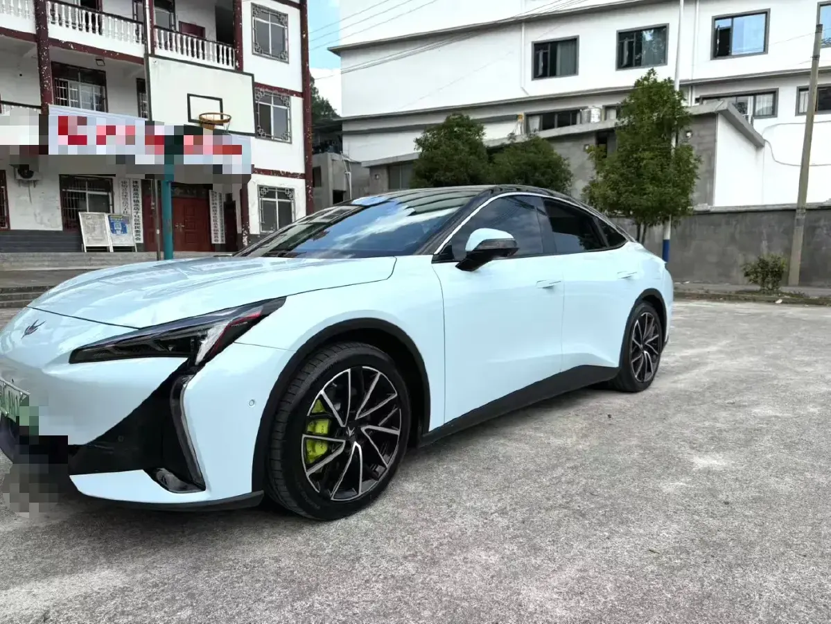 2024 ARCFOX αS5 BEV 79.2KWH