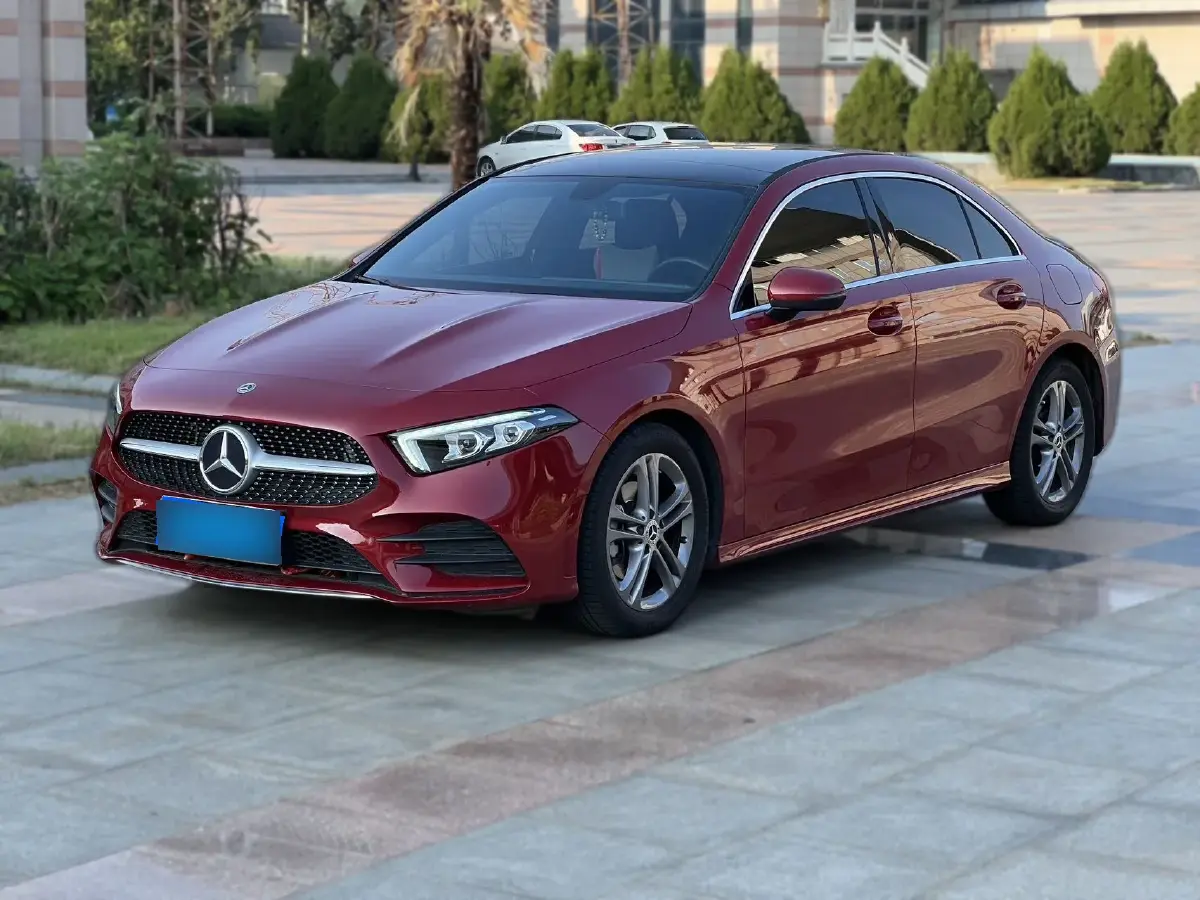 2022 Mercedes-Benz A Class 1.3T 136HP L4 7DCT