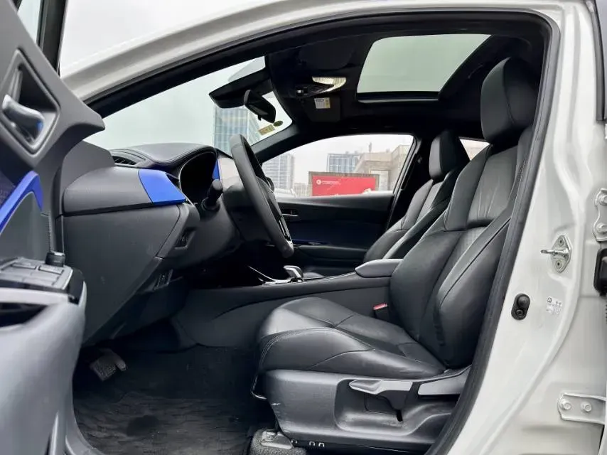 2020 Toyota Izoa E BEV 54.3KWH,autocango,china used car exporter,china ev exporter,chinese used car exporter,chinese used ev exporter