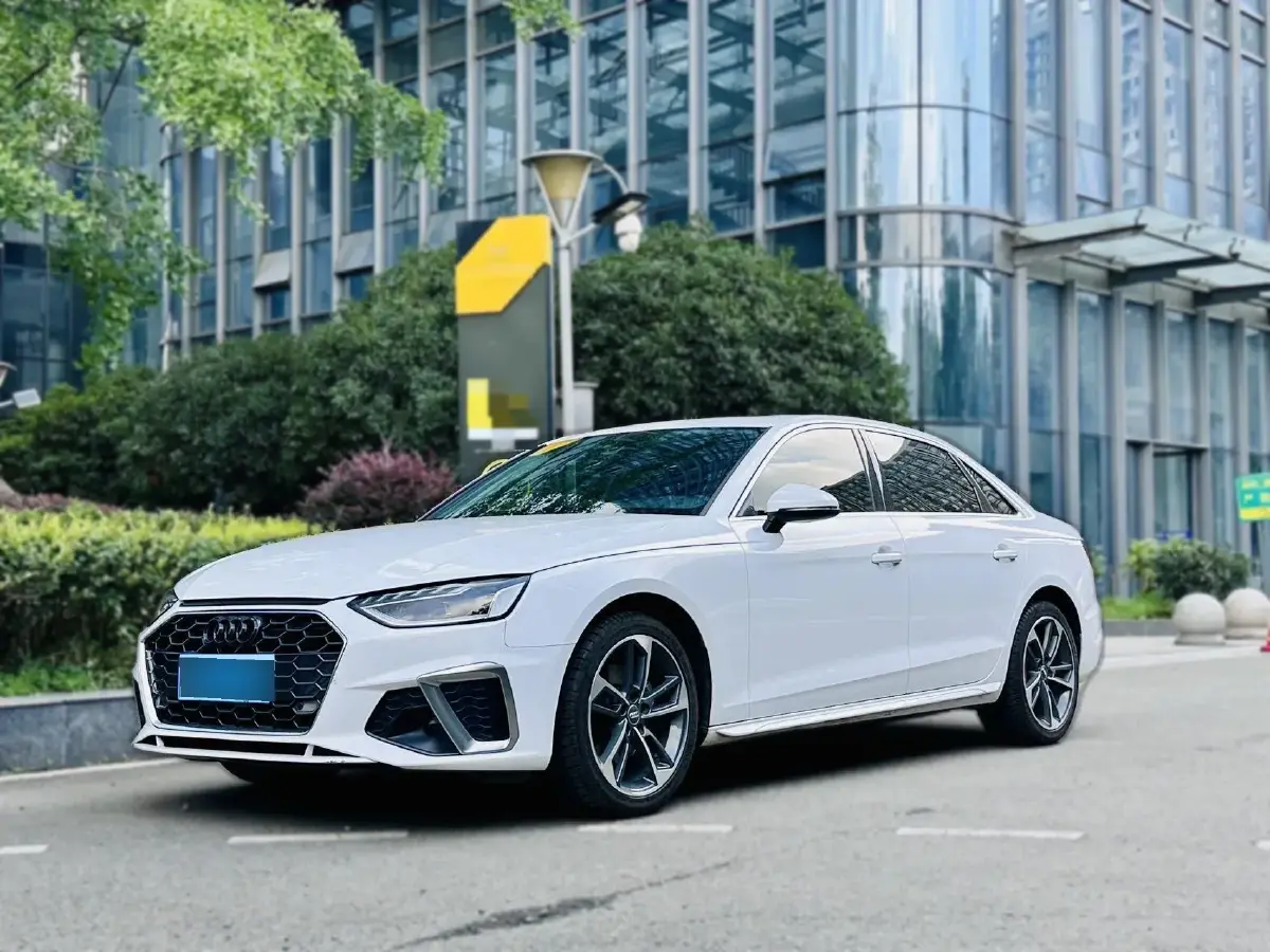 2020 Audi A4L 2.0T 190HP L4 7DCT