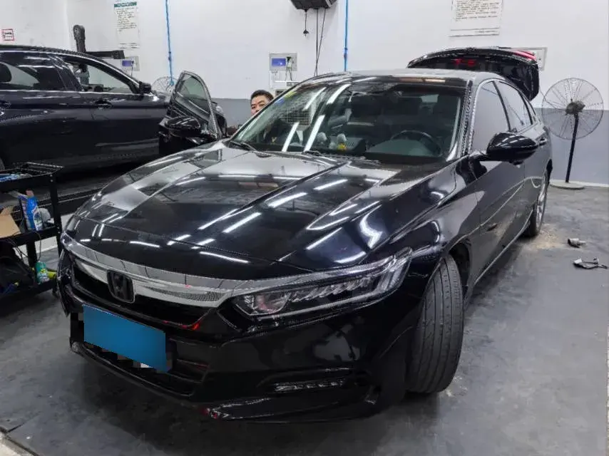 2018 Honda Accord 1.5T 194HP L4 CVT