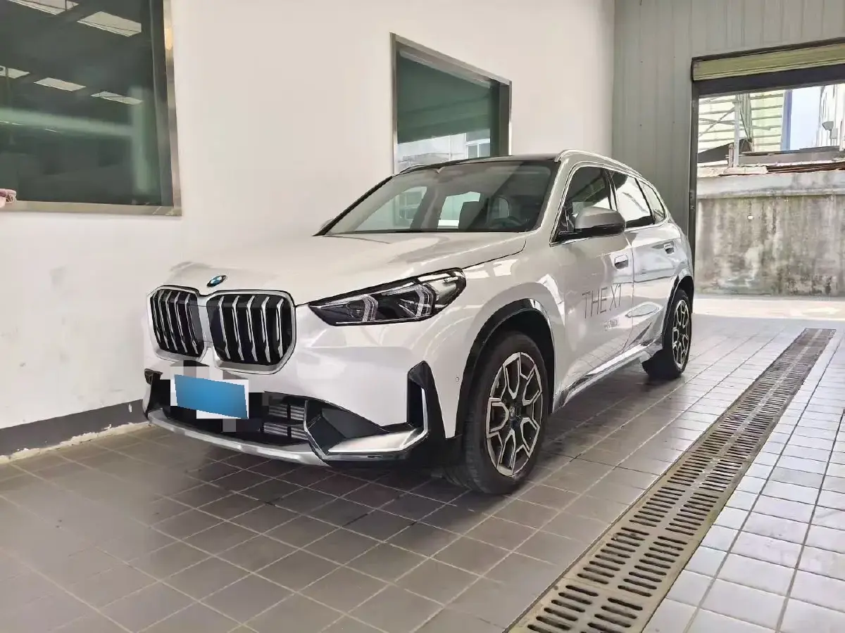2023 BMW X1 2.0T 204HP L4 7DCT