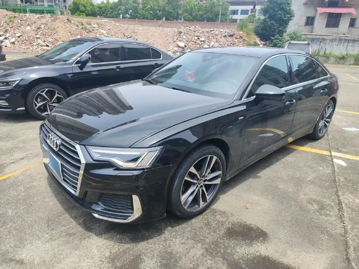 2020 Audi A6L 2.0T 190HP L4 7DCT