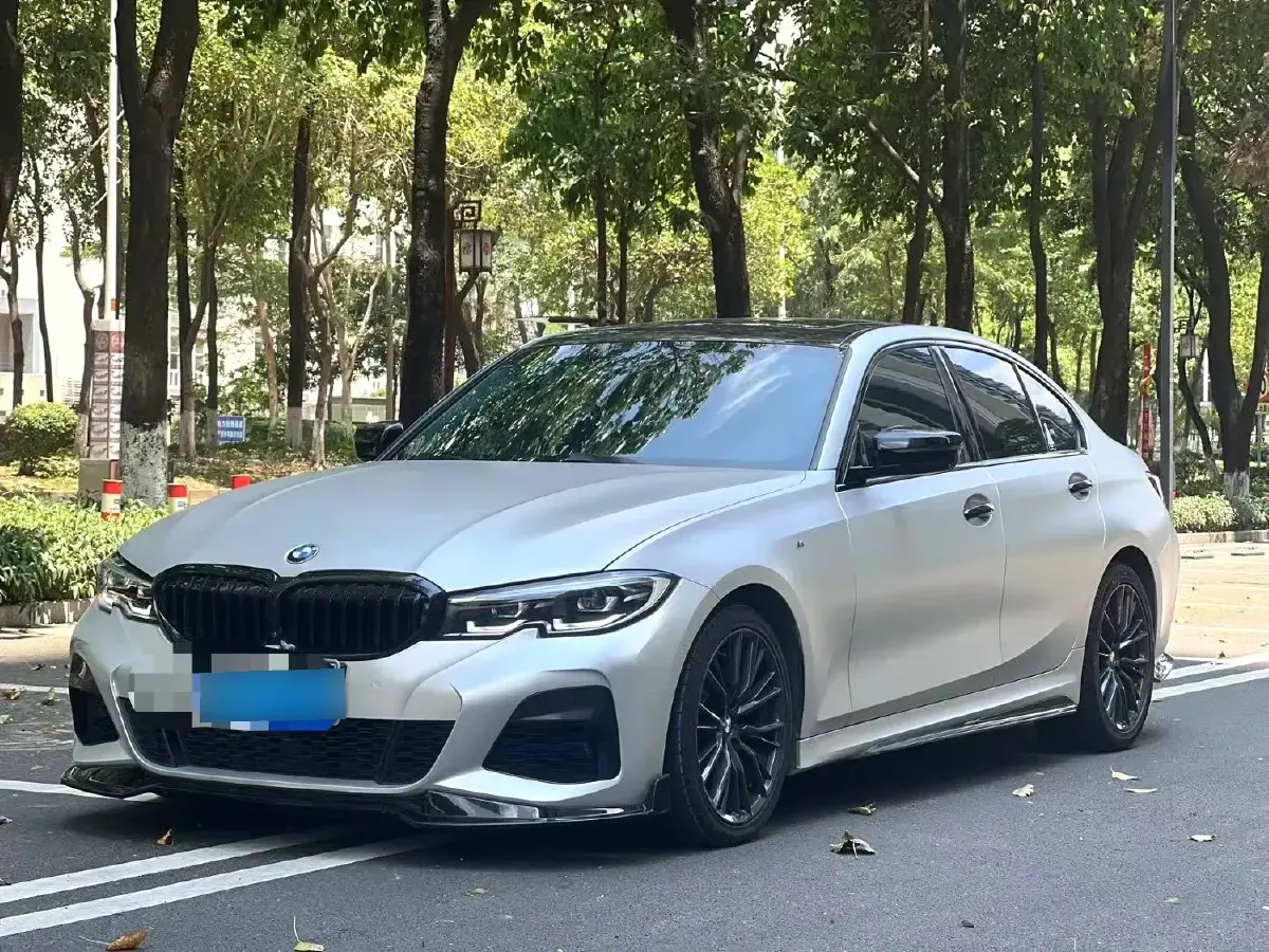 2023 BMW 3 Series 2.0T 184HP L4 8AT