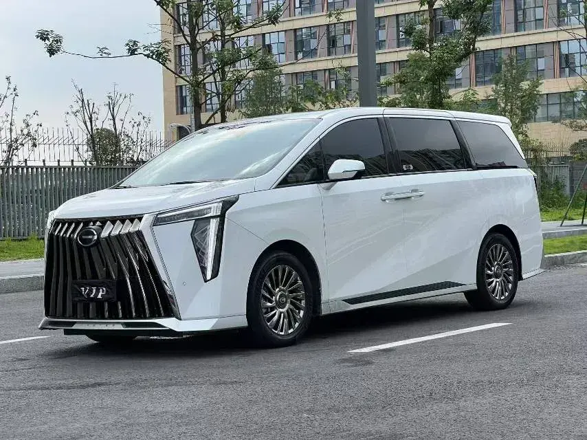 2023 GAC Trumpchi M8 2.0T 252HP L4 8AT