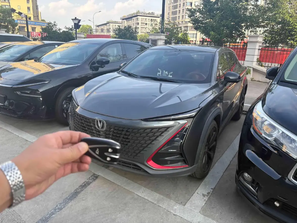 2022 ChangAn UNI-T 1.5T 188HP L4 7DCT