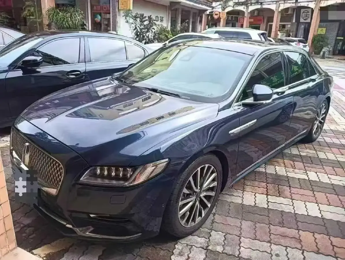 2018 Lincoln Continental 2.0T 261HP L4 6AT