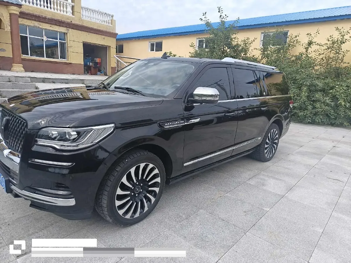 2022 Lincoln Navigator One 3.5T 415HP V6 10AT,autocango,china used car exporter,china ev exporter,chinese used car exporter,chinese used ev exporter