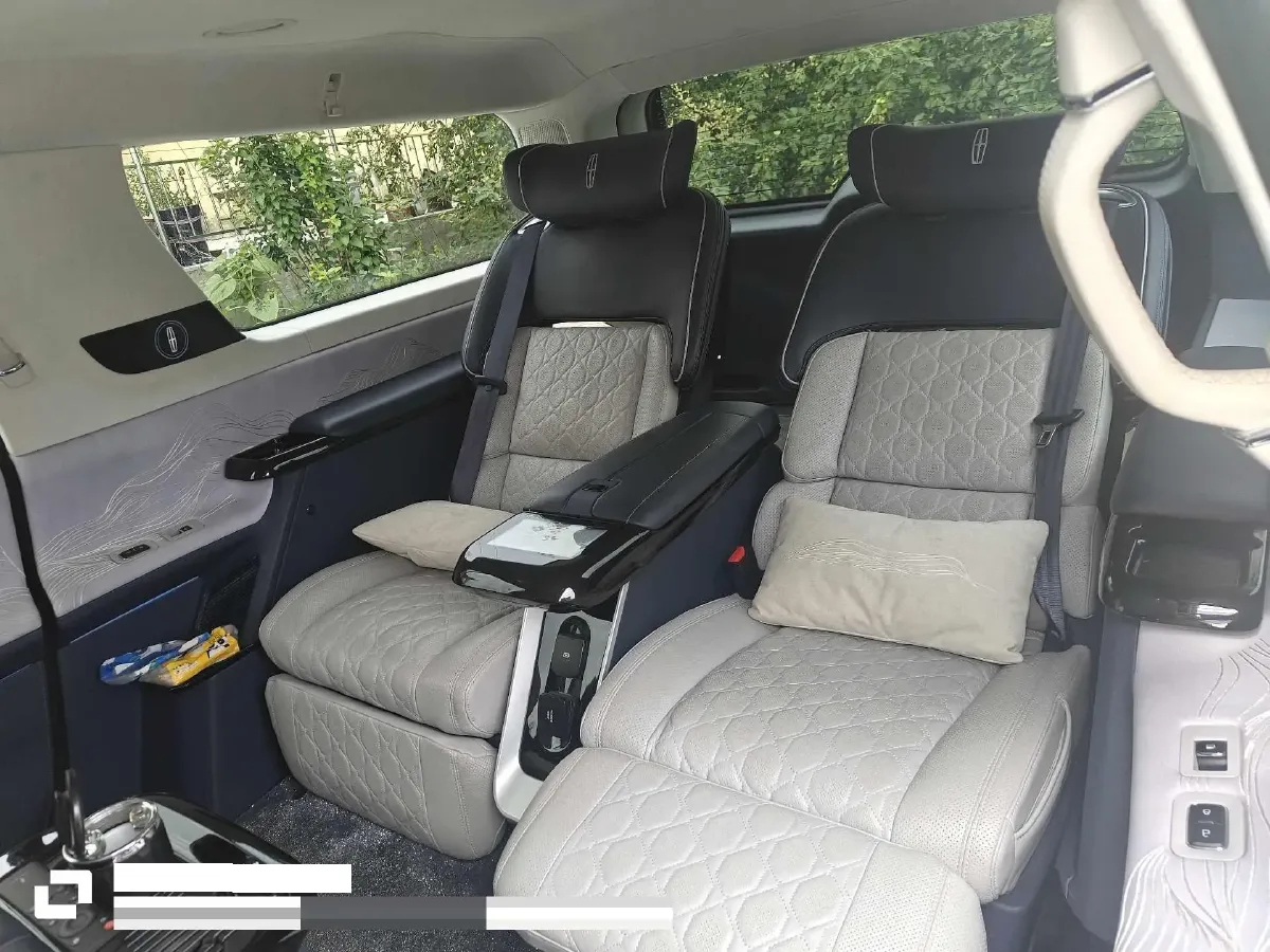 2022 Lincoln Navigator One 3.5T 415HP V6 10AT,autocango,china used car exporter,china ev exporter,chinese used car exporter,chinese used ev exporter