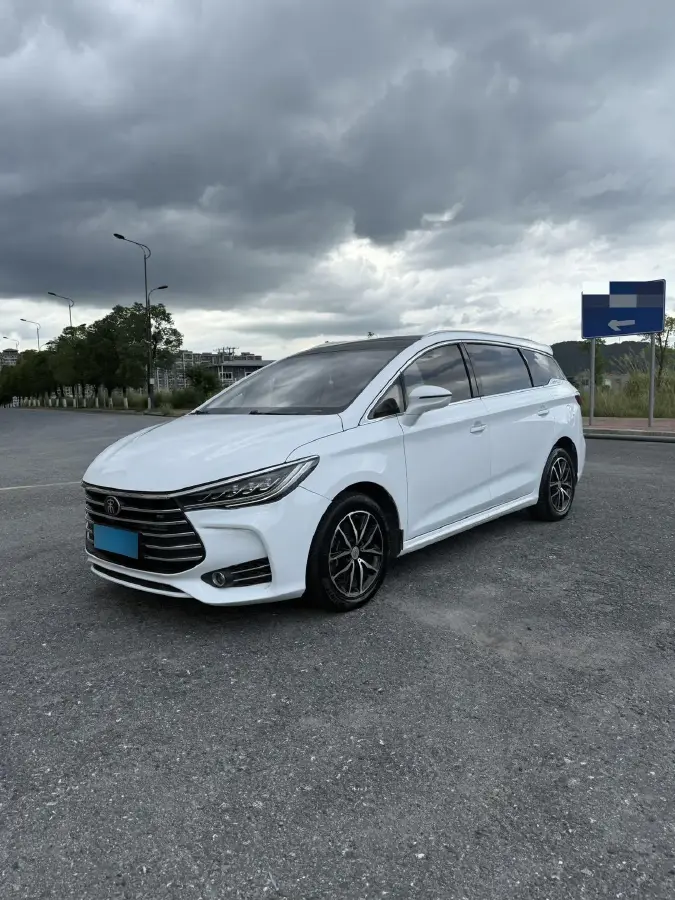 2018 BYD Song MAX 1.5T 154HP L4 6DCT