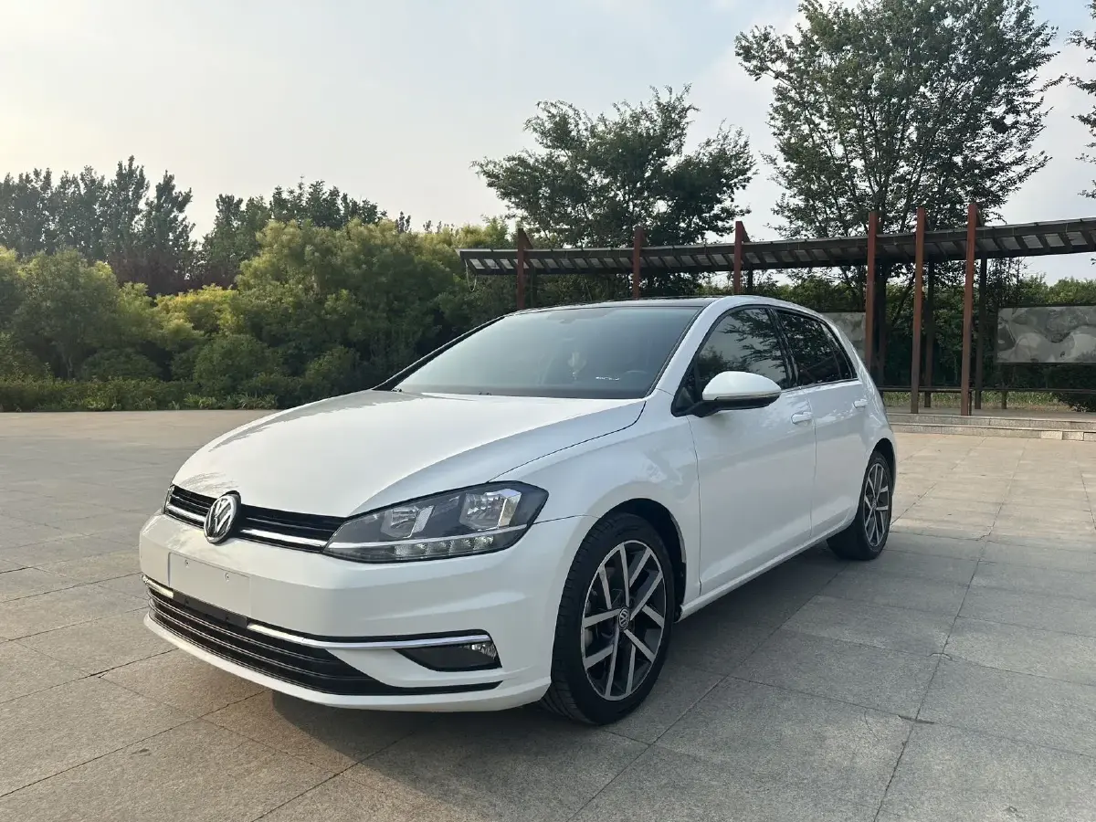 2020 Volkswagen Golf 1.4T 150HP L4 7DCT