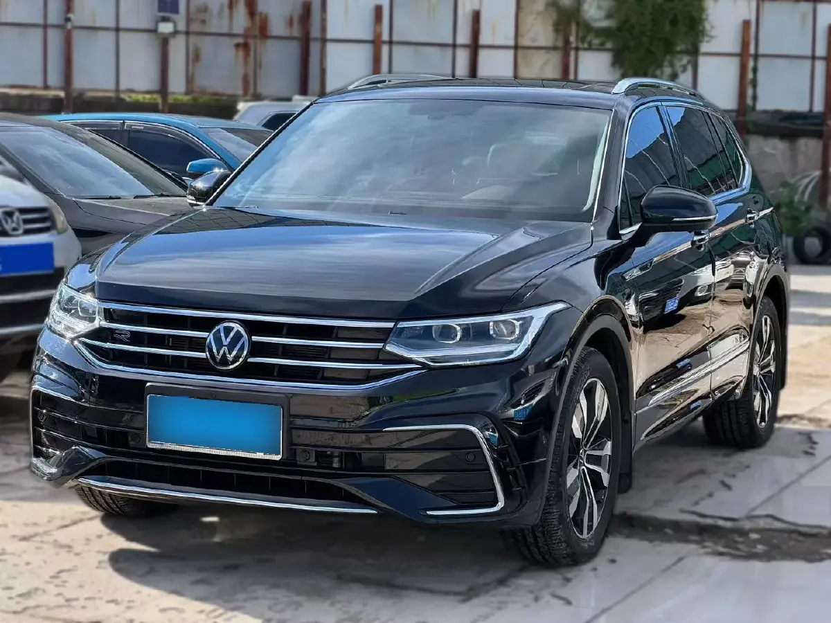 2024 Volkswagen Tiguan L 2.0T 186HP L4 7DCT