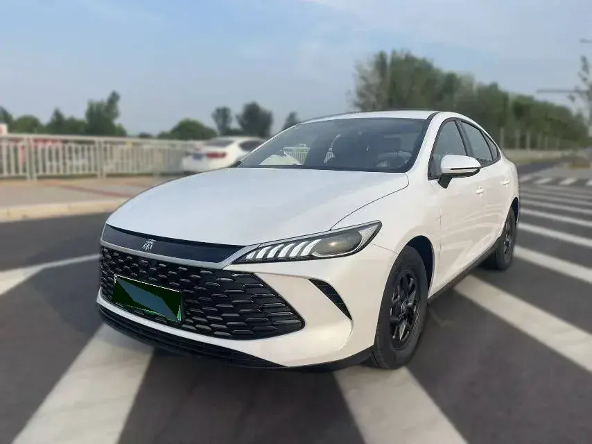 2025 BYD Qin Plus 1.5L 101HP L4 E-CVT PHEV 7.68KWH