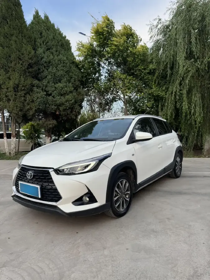 2021 Toyota Yaris L 1.5L 112HP L4 CVT