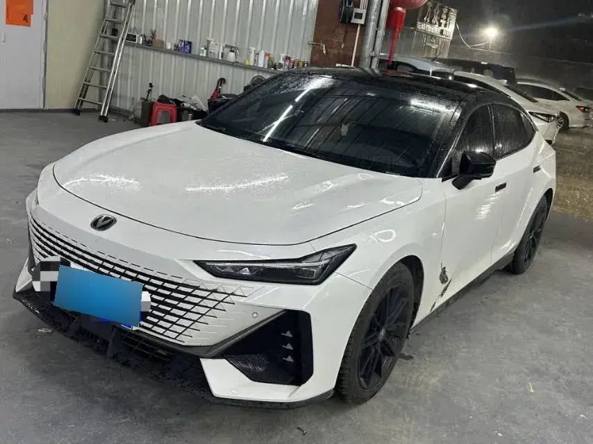 2022 ChangAn UNI-V 1.5T 188HP L4 7DCT