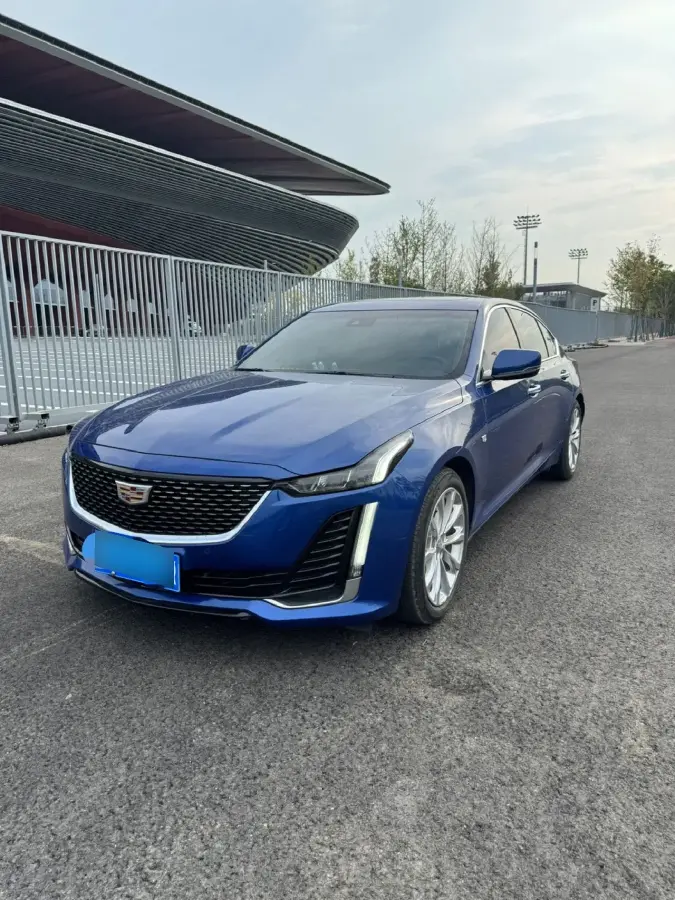 2020 Cadillac CT5 2.0T 241HP L4 10AT