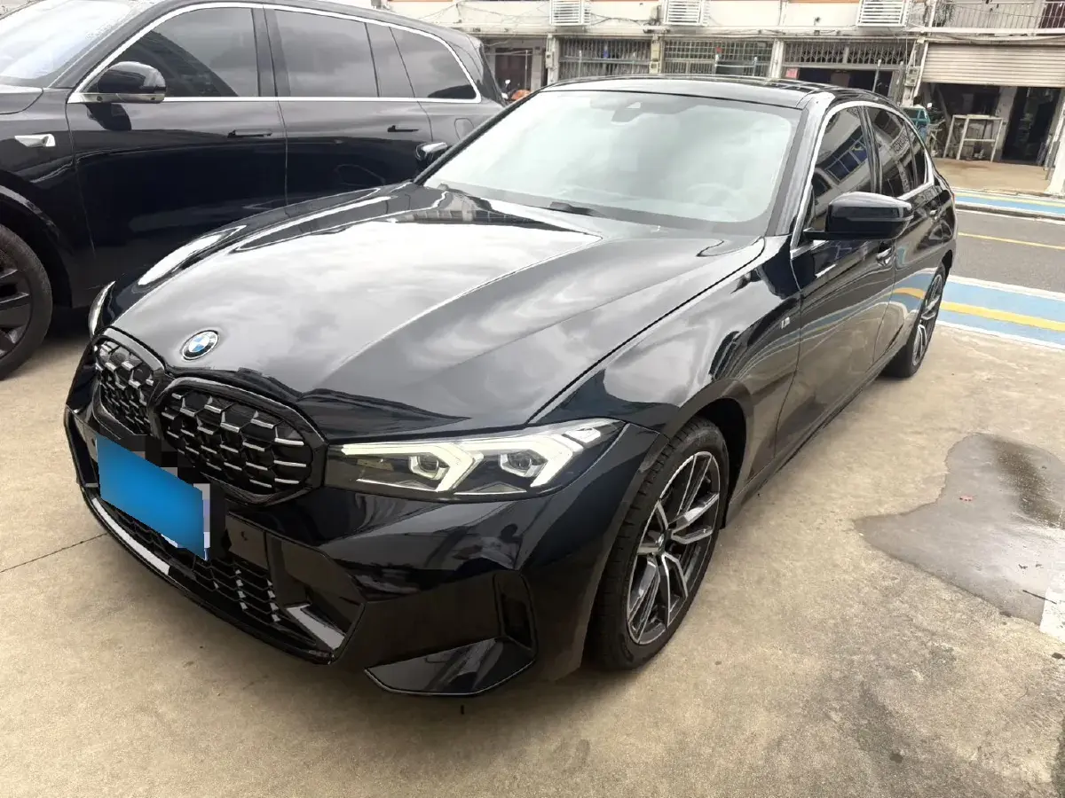 2025 BMW 3 Series 2.0T 184HP L4 8AT