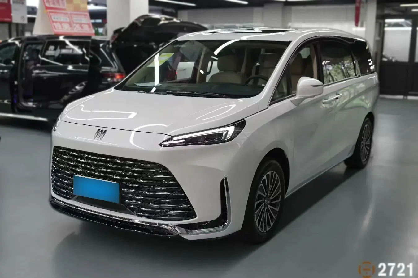 2025 Buick GL8 1.5T 180HP L4 2DHT PHEV