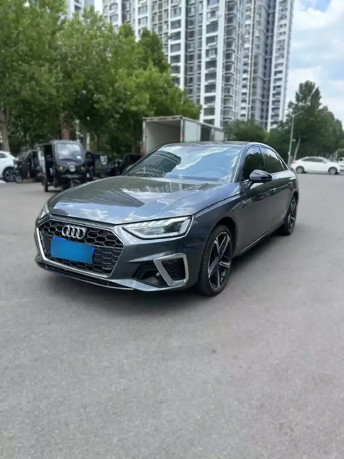 2024 Audi A4L 2.0T 190HP L4 7DCT