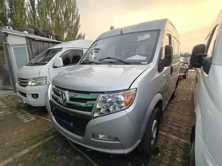2021 DongFeng DFAC YuFeng 2.4T 140HP L4 6MT