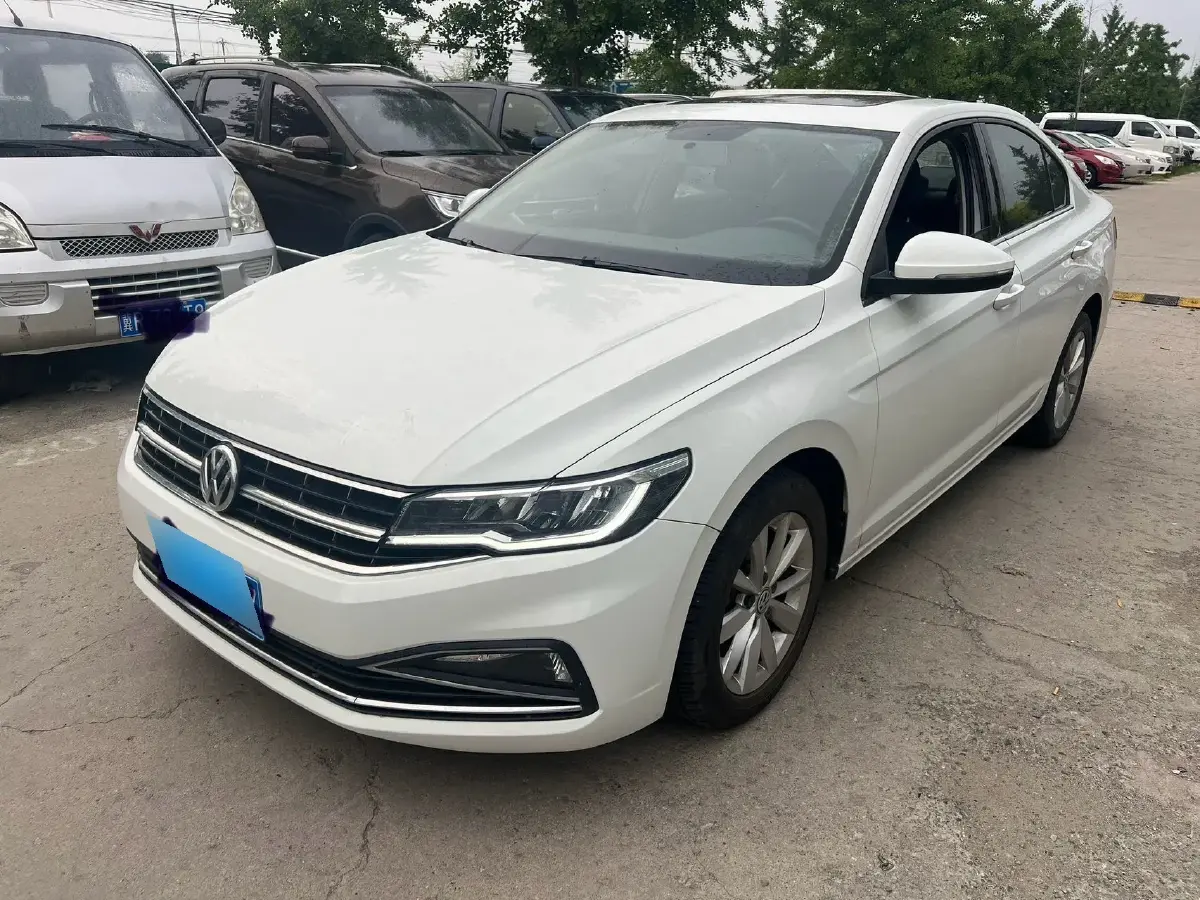 2019 Volkswagen Bora 1.5L 116HP L4 6AT