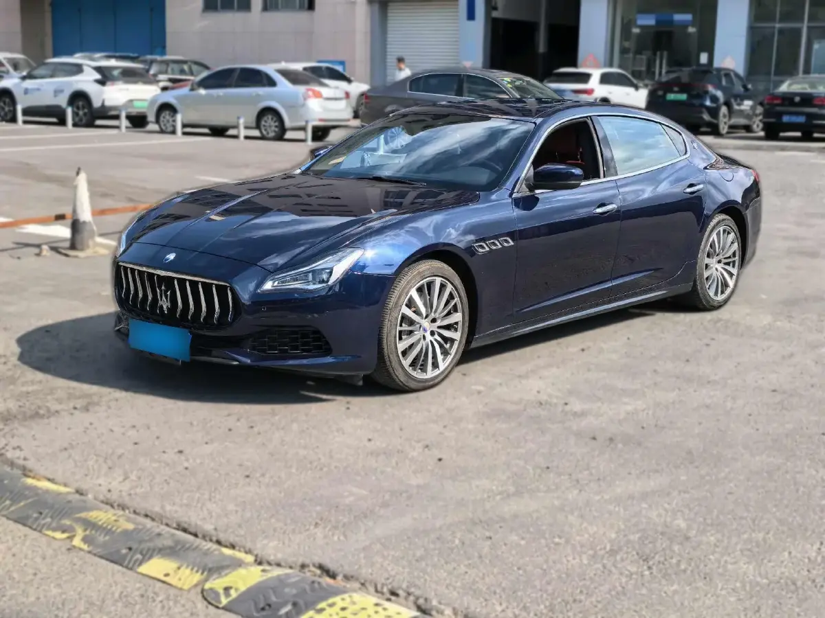 2018 Maserati Quattroporte 3.0T 350HP V6 8AT