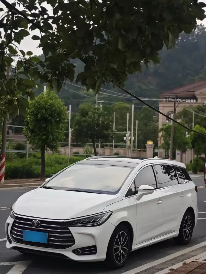 2018 BYD Song MAX 1.5T 154HP L4 6DCT