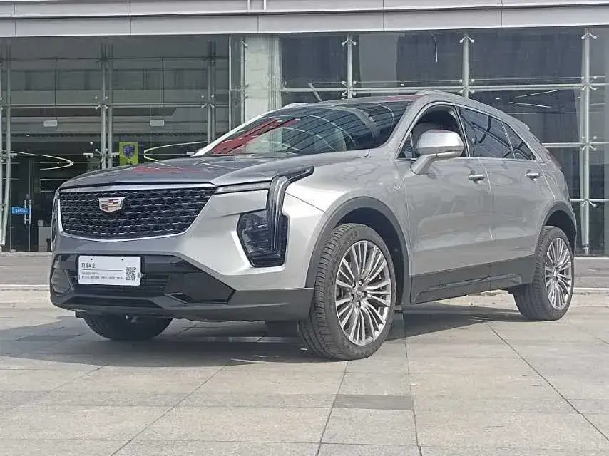 2023 Cadillac XT4 2.0T 237HP L4 9AT