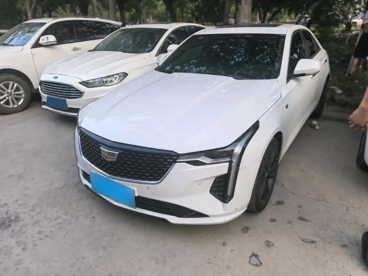 2022 Cadillac CT4 2.0T 237HP L4 8AT