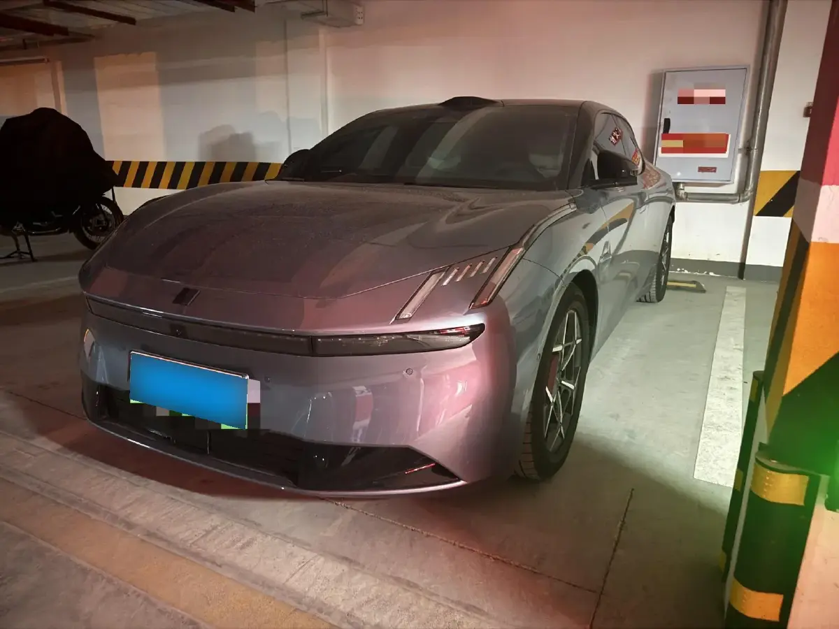 2025 LYNK&CO Z10 BEV 95KWH