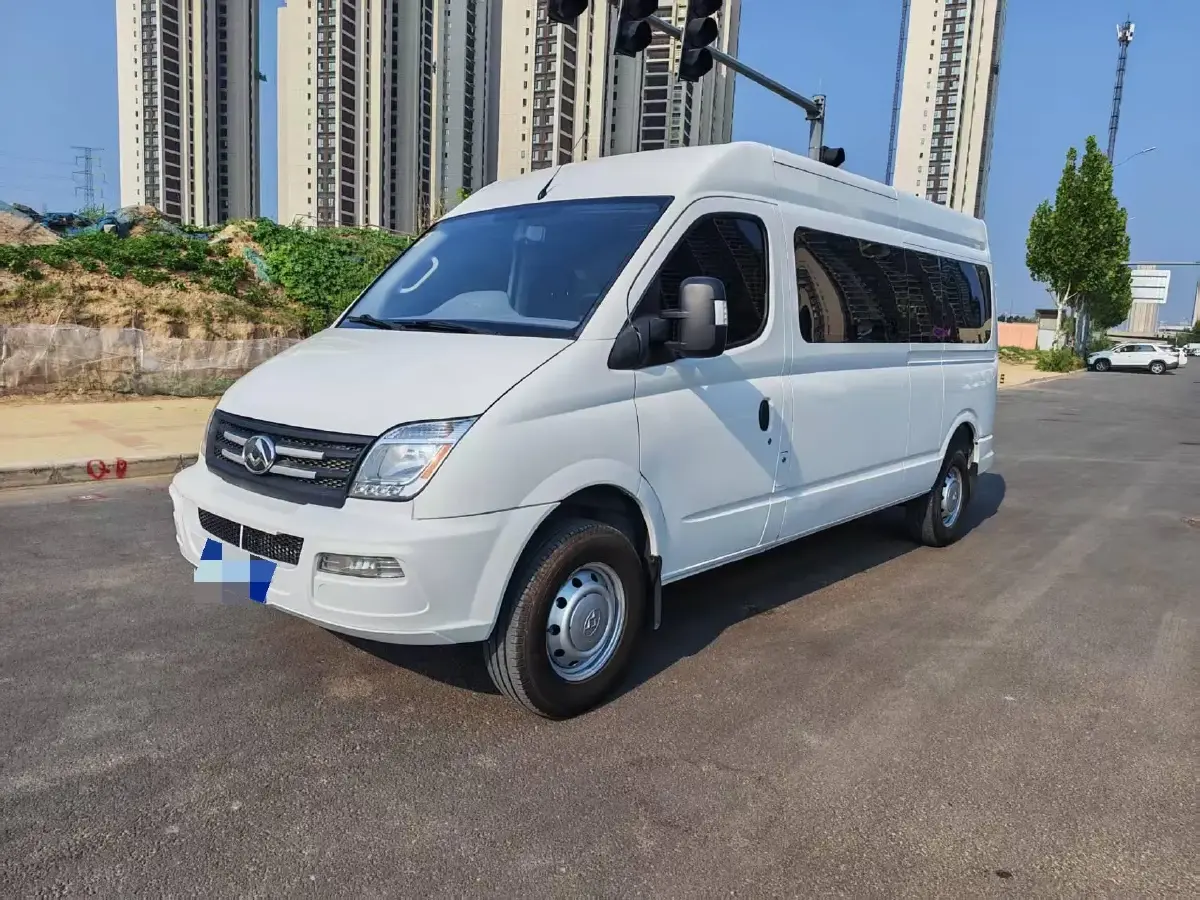 2021 MAXUS XinTu V80 2.0T 127HP L4 6MT