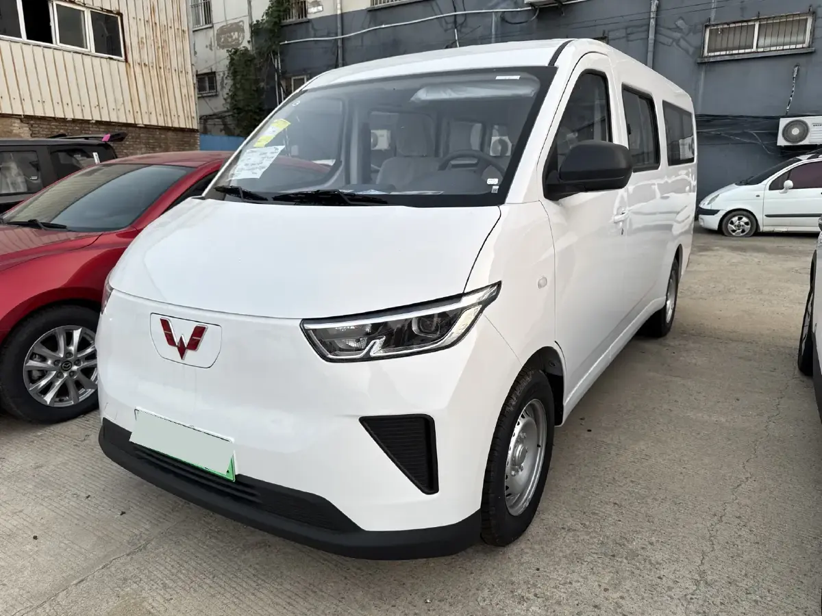 2024 WuLing YangGuang BEV 41.9KWH