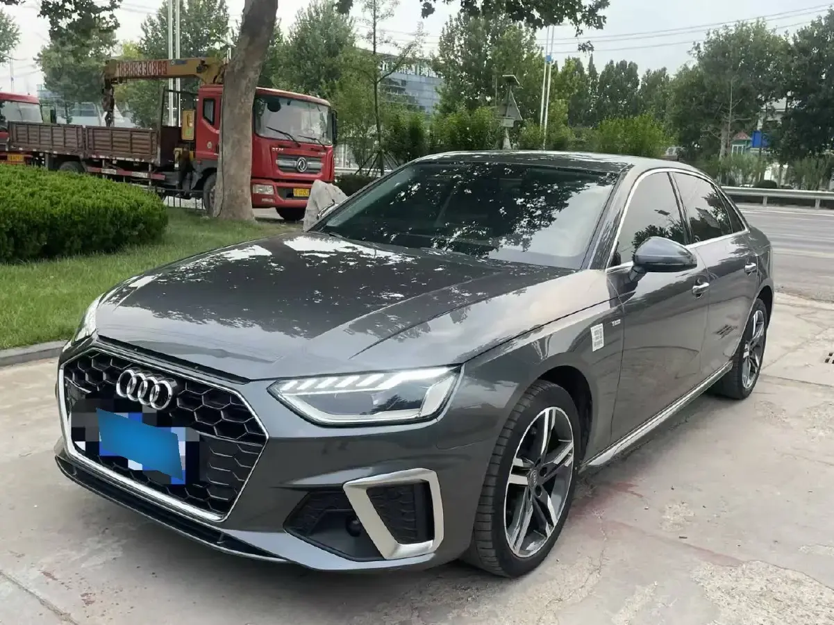 2021 Audi A4L 2.0T 190HP L4 7DCT