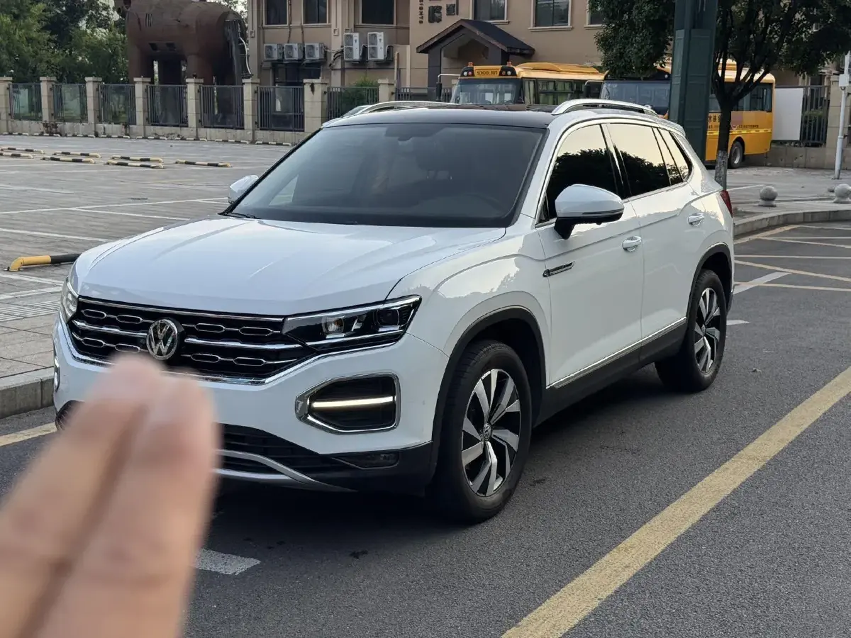 2020 Volkswagen Tayron 2.0T 186HP L4 7DCT