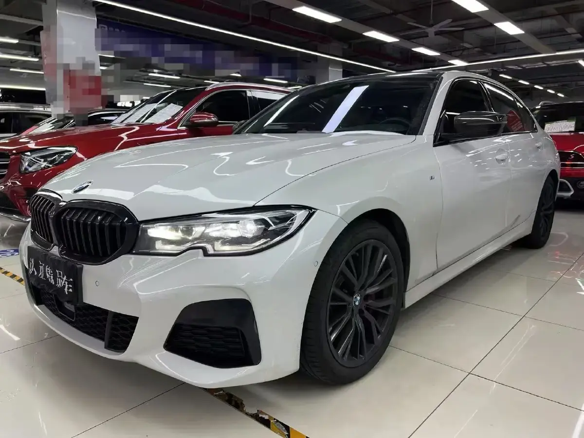 2022 BMW 3 Series 2.0T 184HP L4 8AT