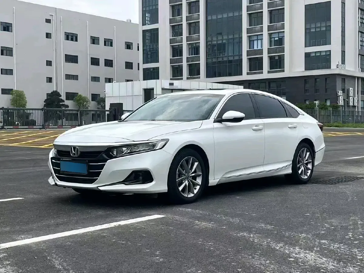 2022 Honda Accord 1.5T 194HP L4 CVT