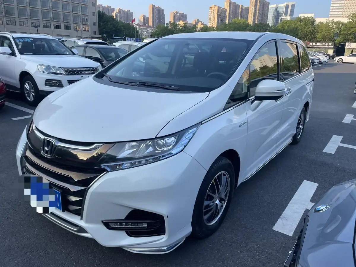 2021 Honda Odyssey 2.0L 146HP L4 E-CVT Hybrid