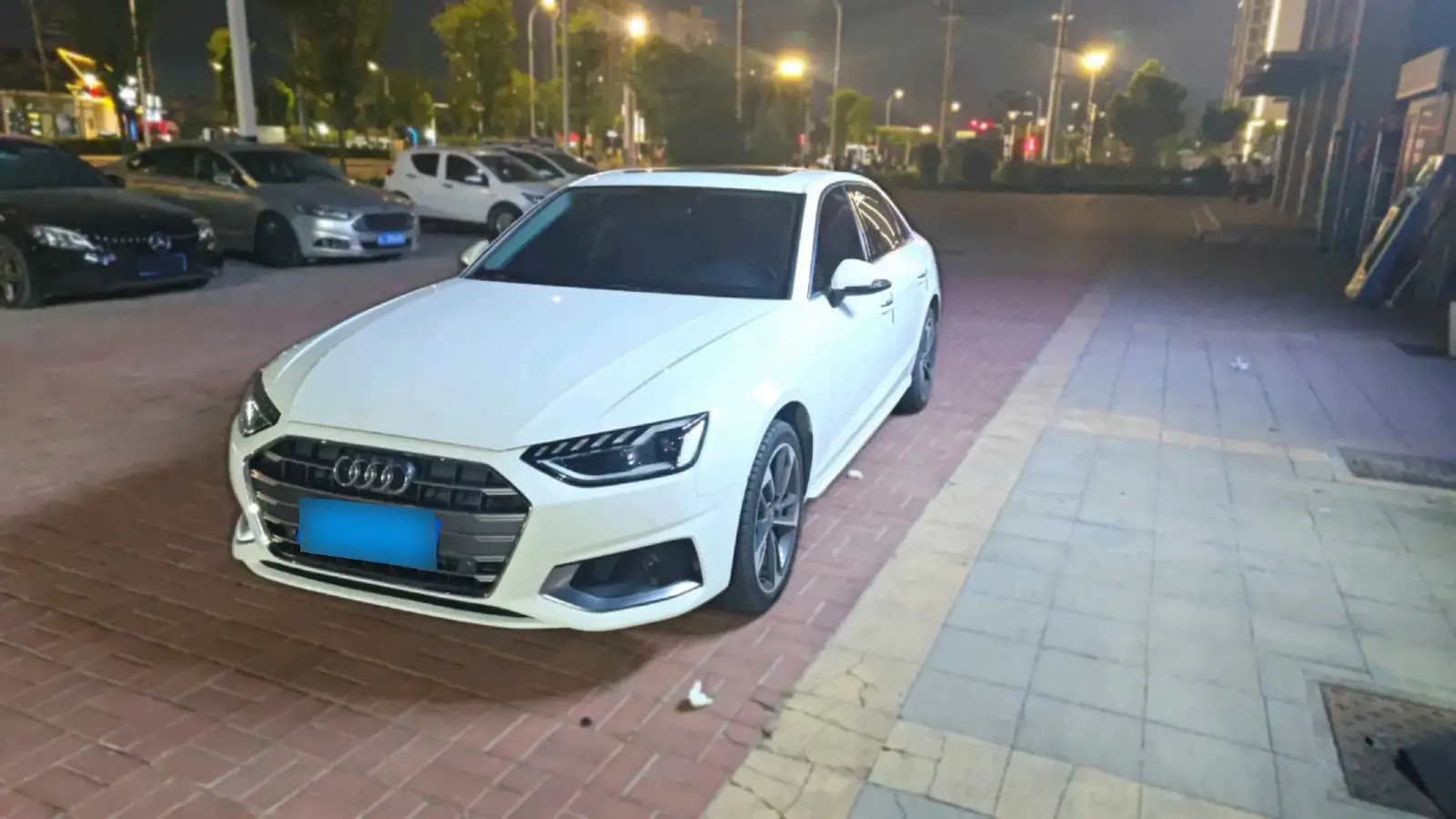 2020 Audi A4L 2.0T 150HP L4 7DCT