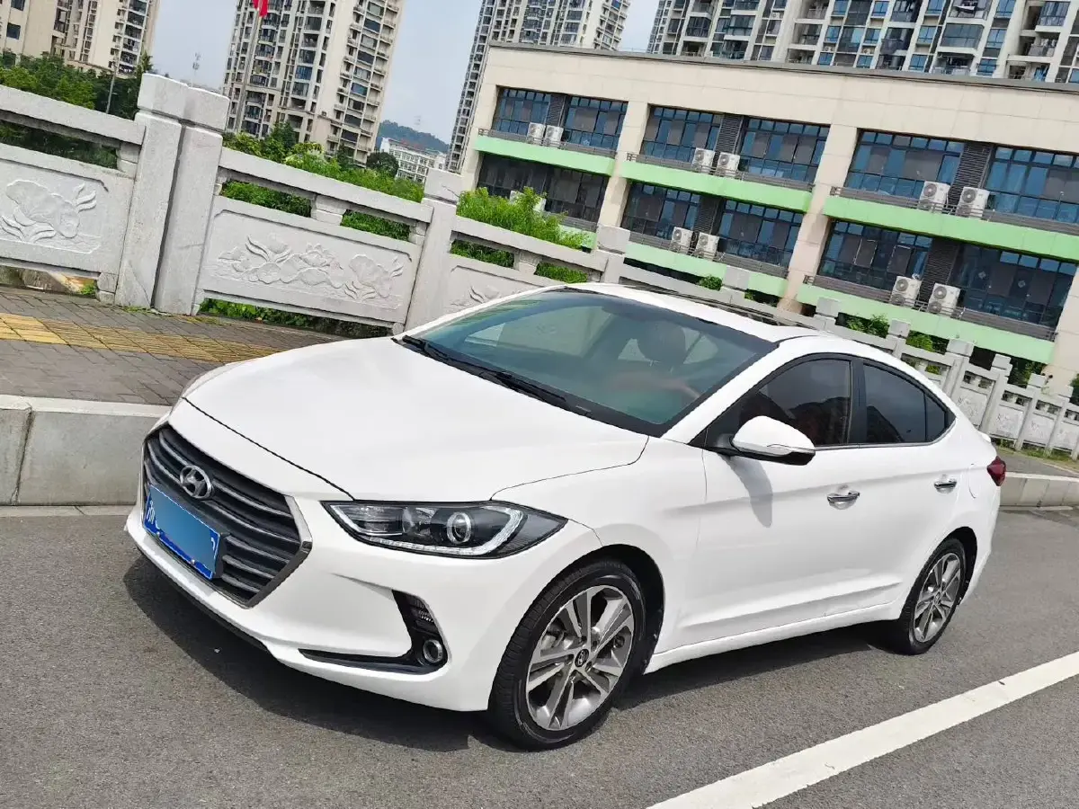 2016 Hyundai Elantra 1.6L 130HP L4 6AT