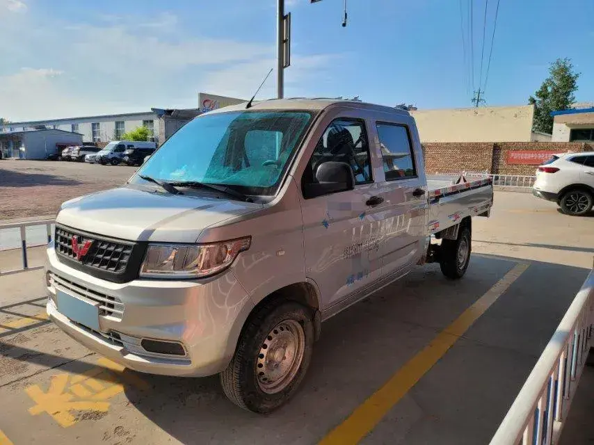 2019 WuLing RongGuang New Truck 1.8L 133HP L4 5MT