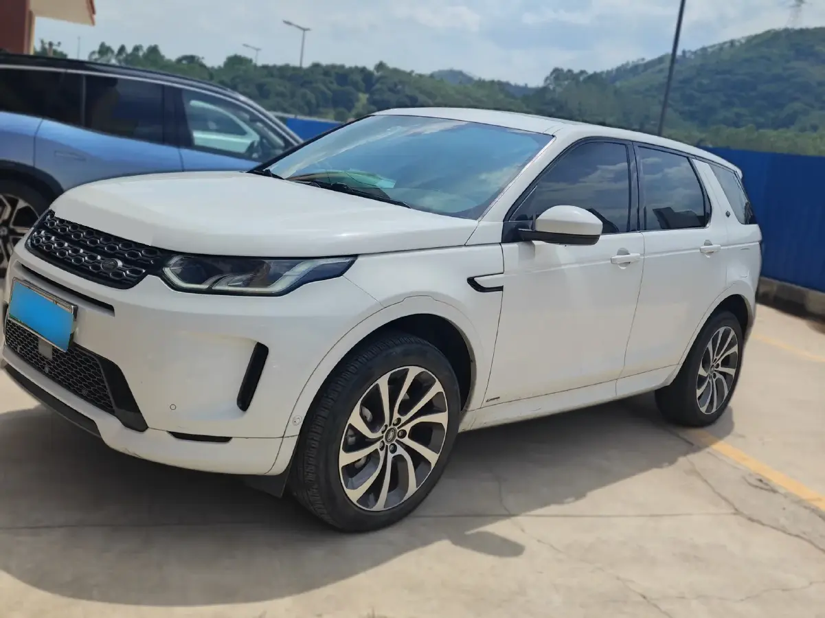 2021 Land Rover Discovery Sport 1.5T 200HP L3 8AT PHEV