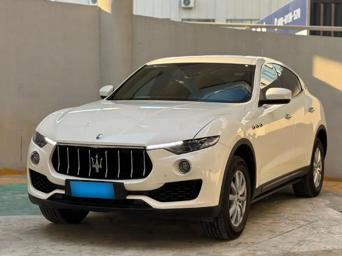 2018 Maserati Levante 3.0T 350HP V6 8AT