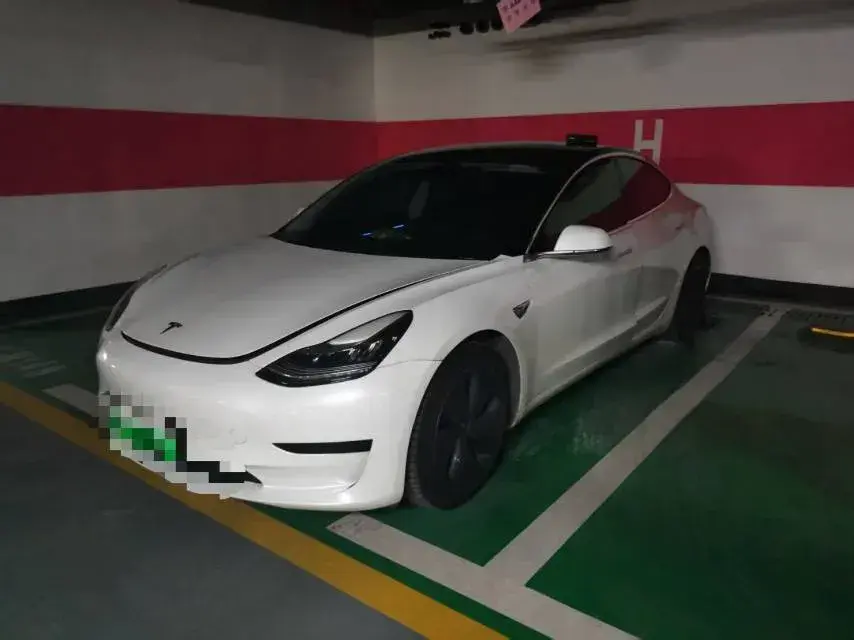 2020 Tesla Model 3 BEV 52KWH