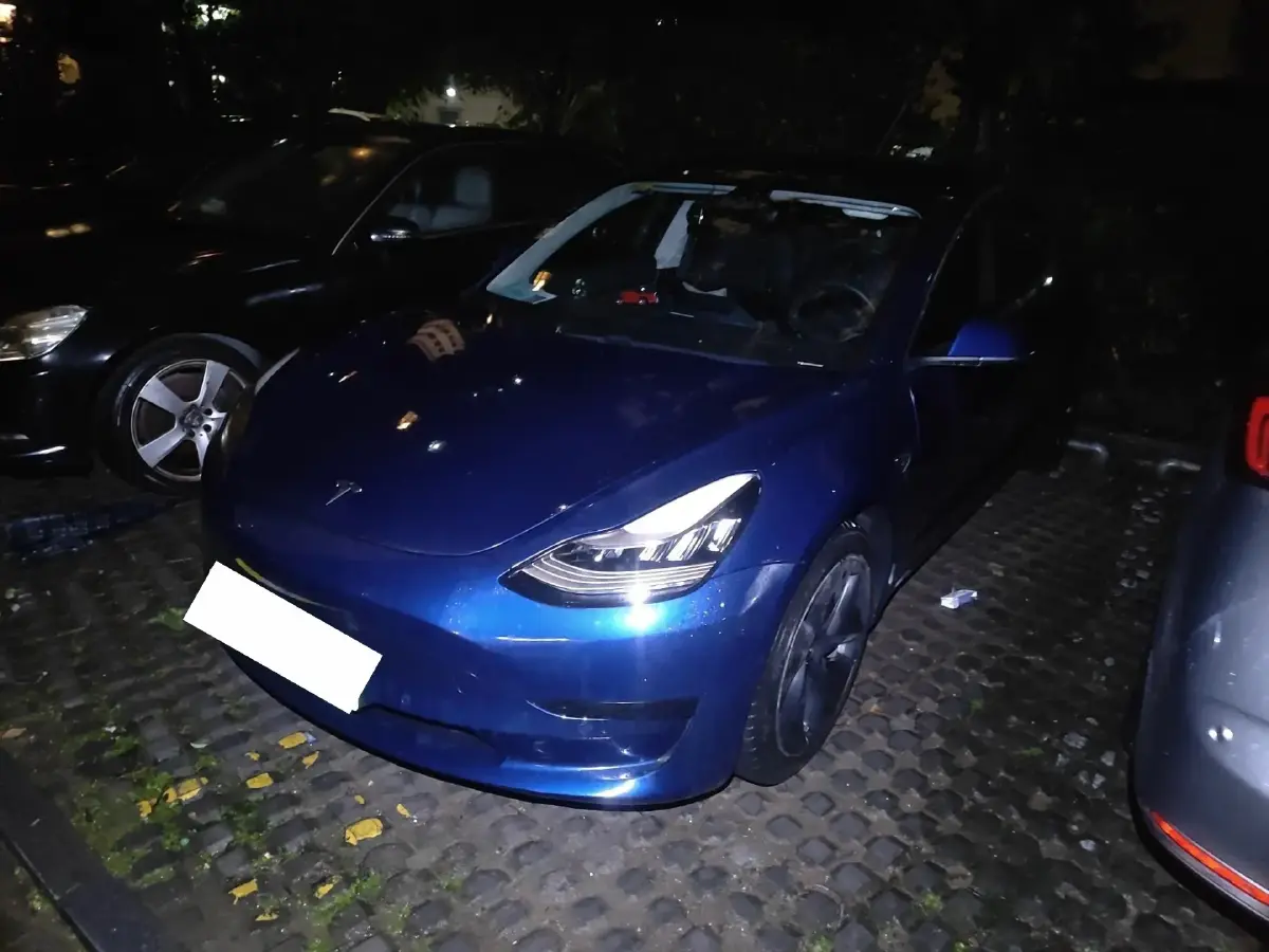 2020 Tesla Model 3 BEV 52KWH