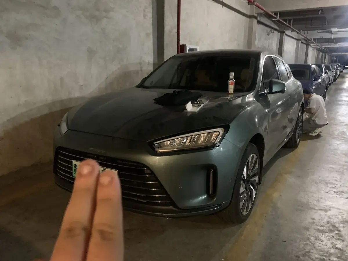 2022 HIMA AITO M5 Range Extended 125HP REEV 40KWH