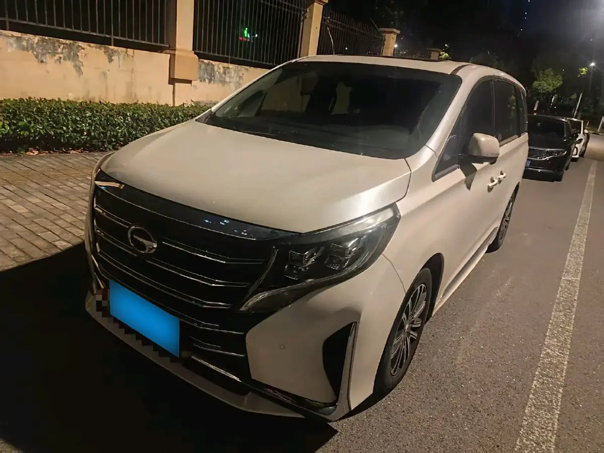 2021 GAC Trumpchi M8 2.0T 252HP L4 8AT
