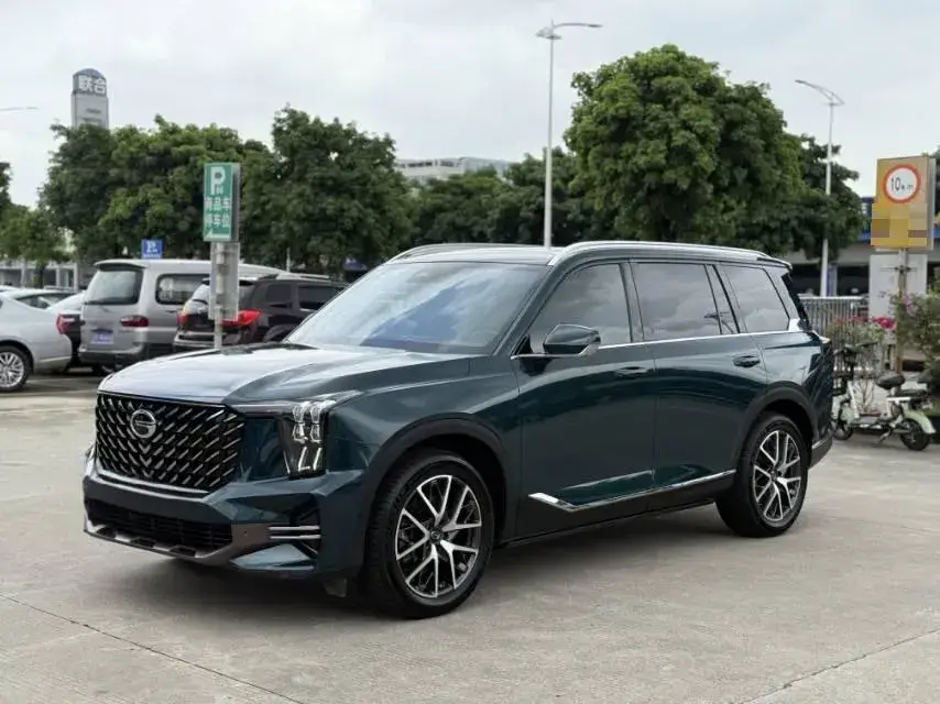 2022 GAC Trumpchi GS8 2.0T 252HP L4 8AT