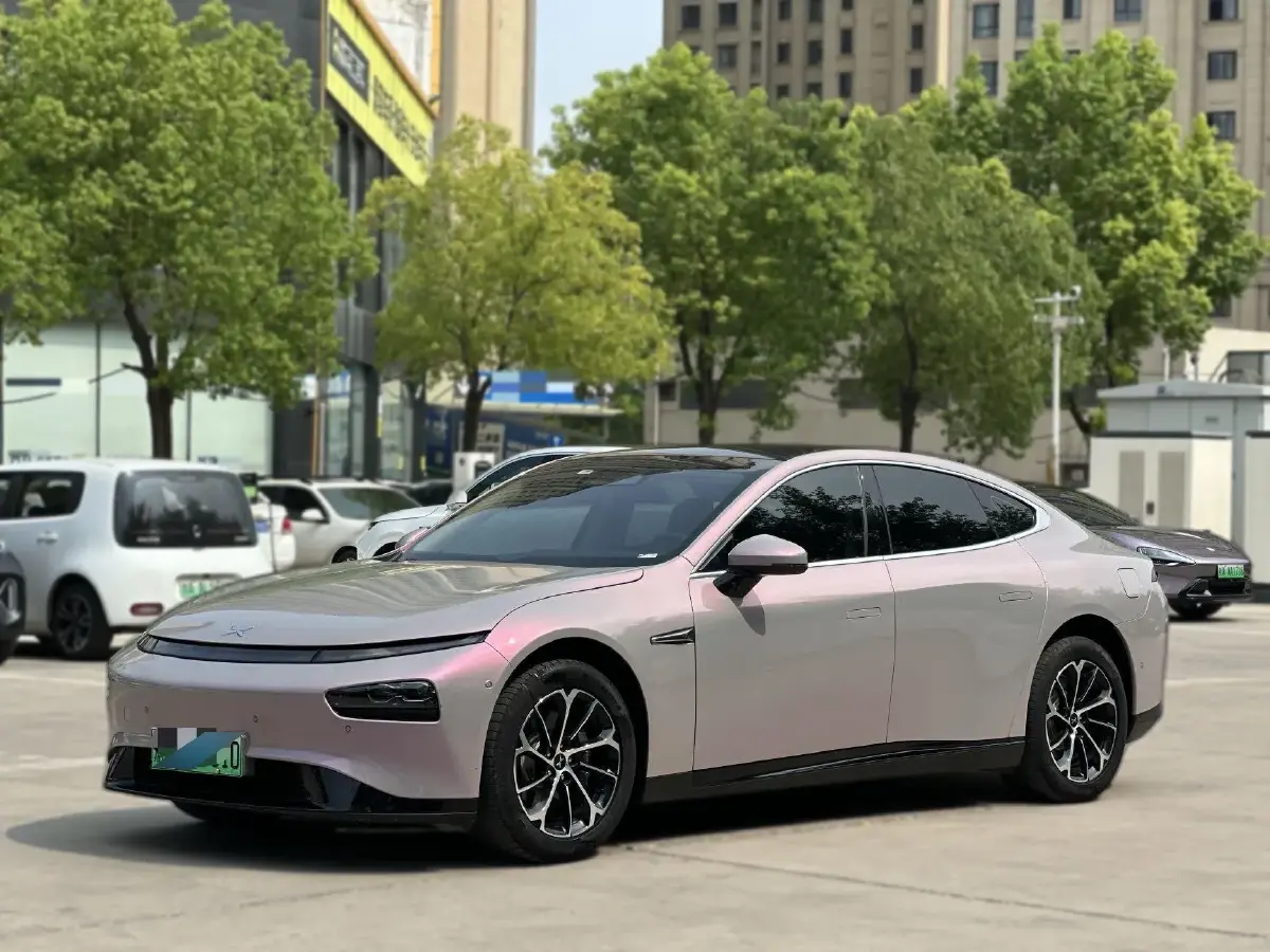 2022 Xpeng P7 BEV 77.9KWH